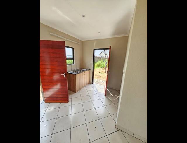 3 BEDROOM HOUSE FOR SALE IN SELCOURT